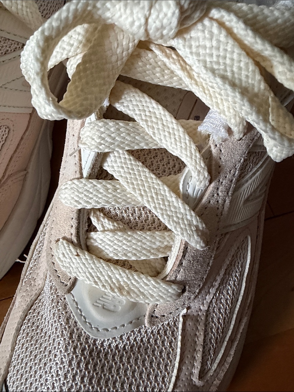 New Balance 990 Made in USA Sneakers - Picture 4 of 7